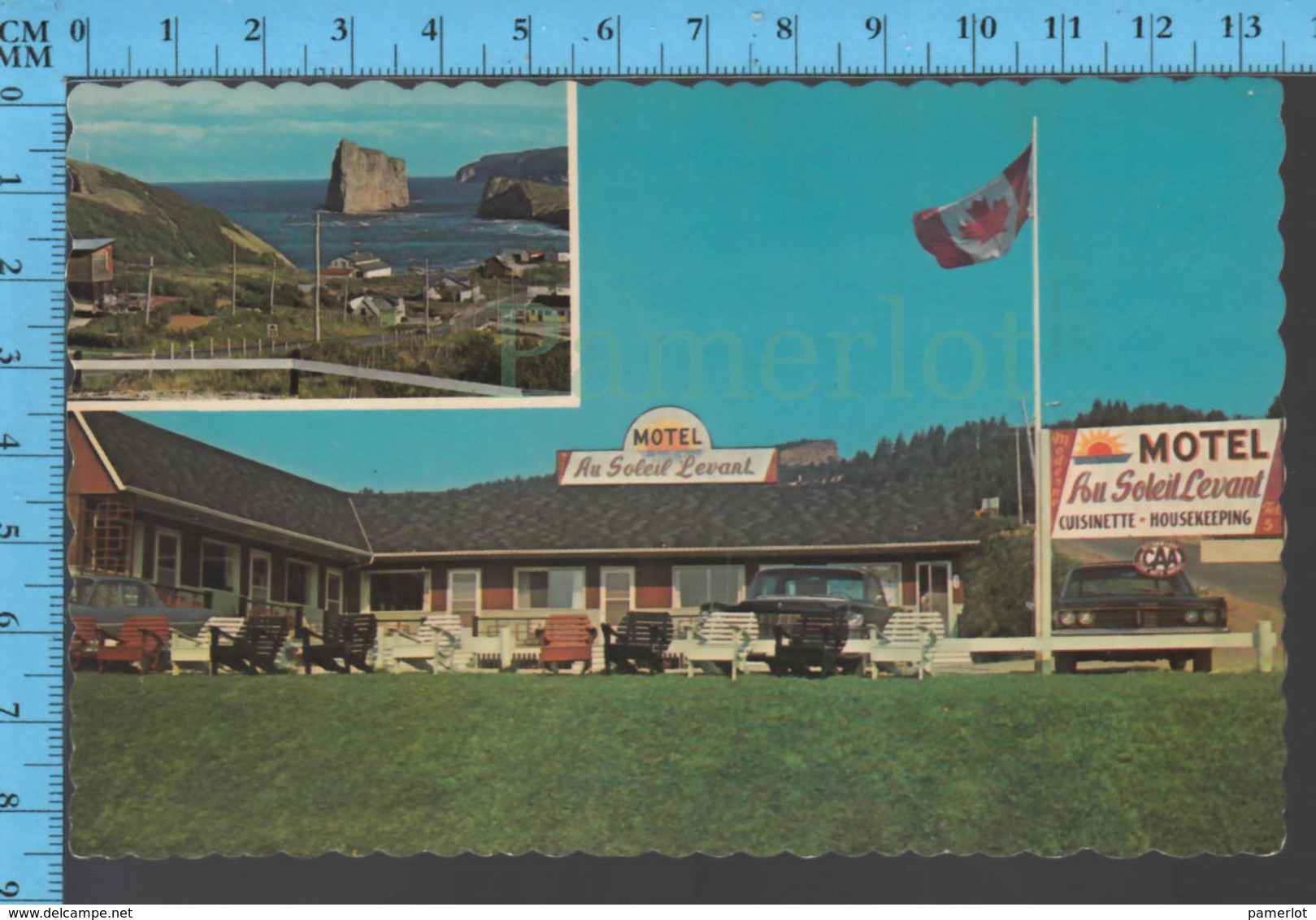 Percé  - Quebec - Vieille Auto Au  Motel Au Soleil Levant,  - Pub. Unic -postcard Carte Postale - Percé