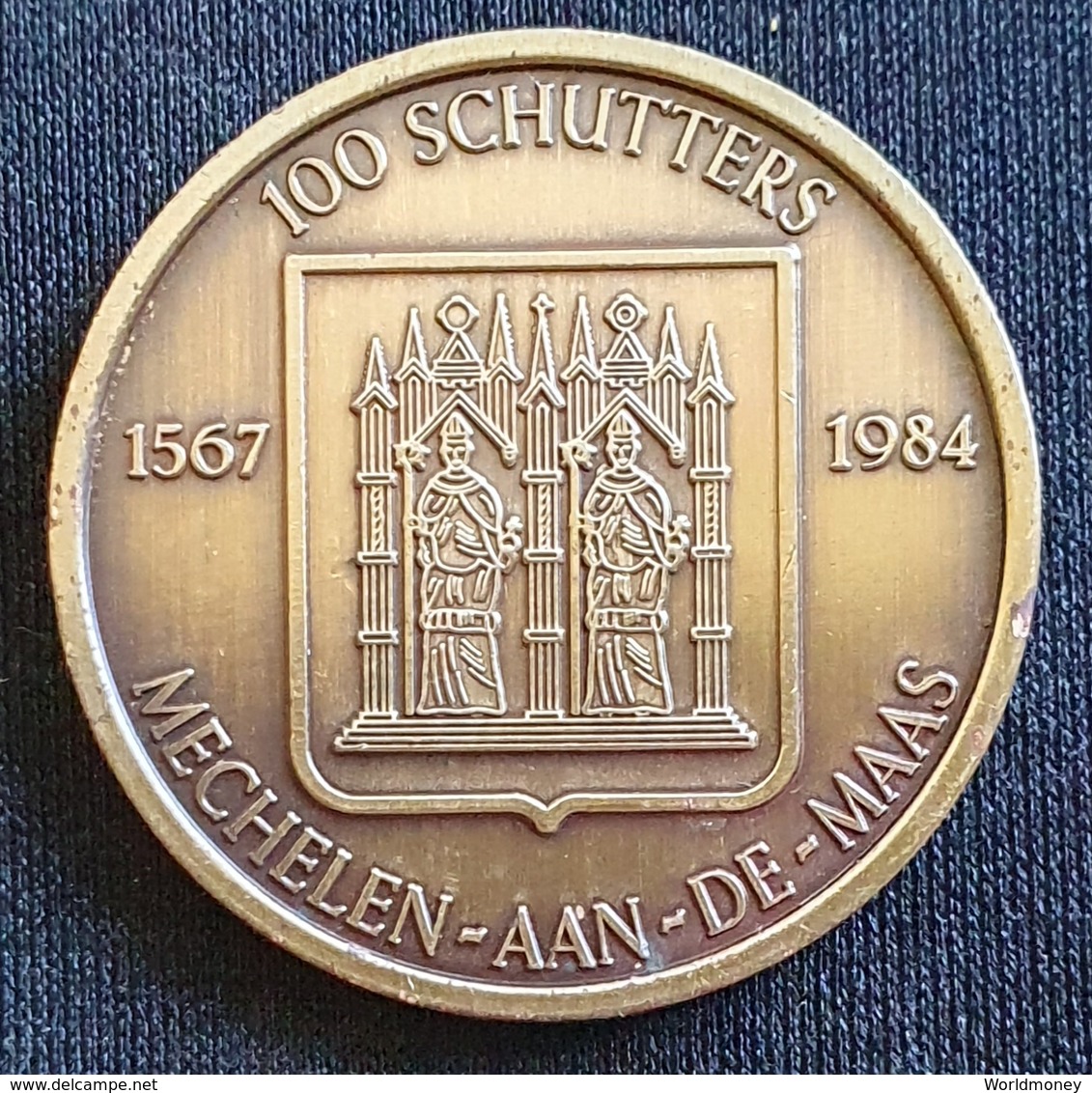 100 SCHUTTERS 1567-1984 MECHELEN-AAN-DE-MAAS - Jetons De Communes