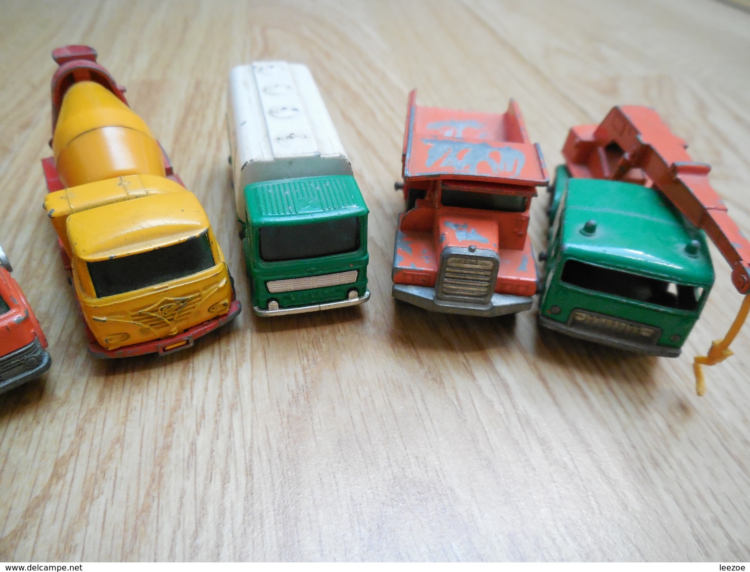 Matchbox Véhicules De Chantier Wheel Crane.mack Dump Truck.petrol Tanker. Truck N°21.refuse Truck.wheel Tipper.dodge - Vrachtwagens, Bus En Werken