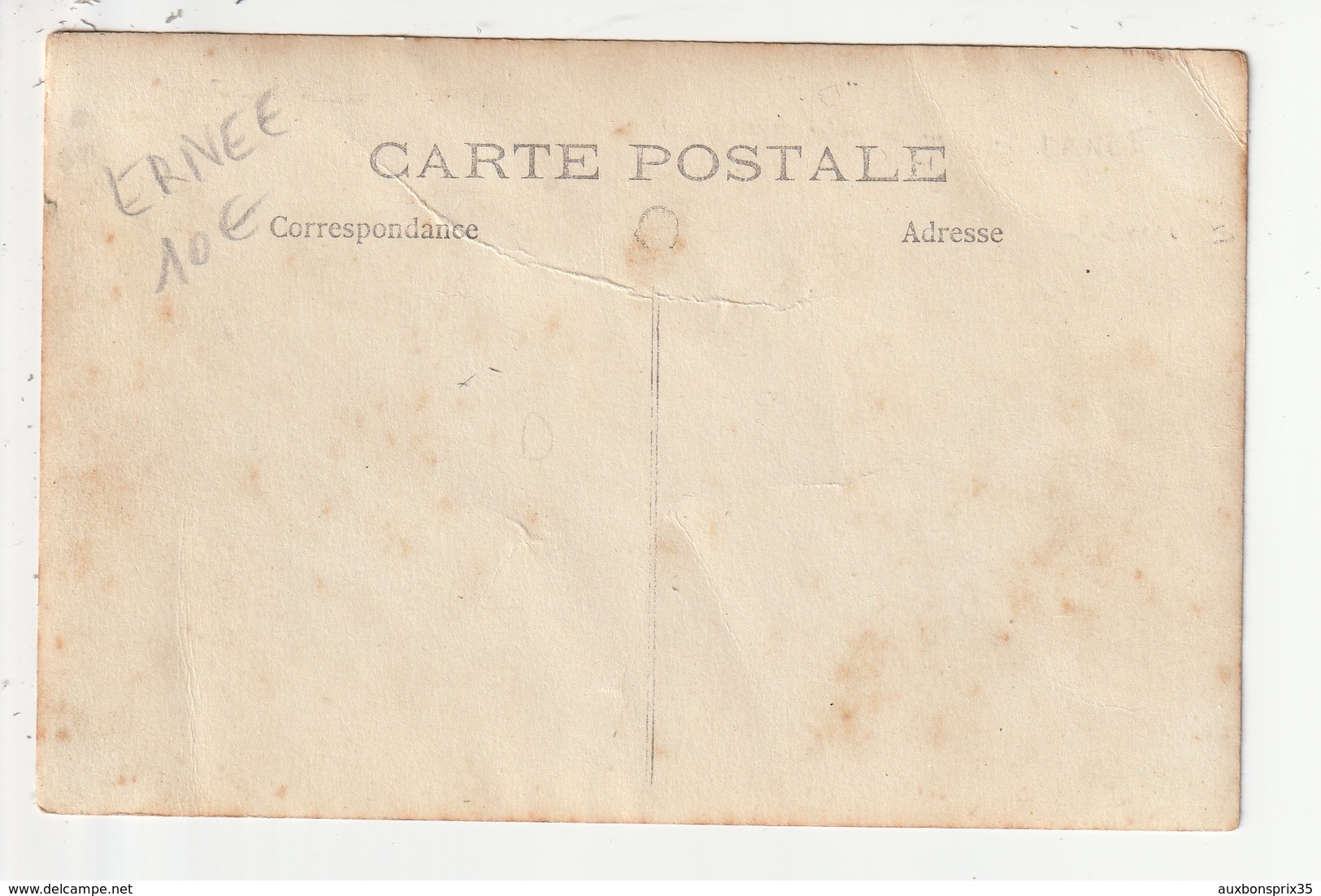 CARTE PHOTO - ERNEE - EQUIPE DE FOOTBALL - 1917/18 - 53 - Ernee