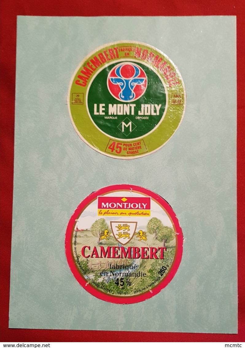 24 étiquettes de fromage collées sur du papier peint