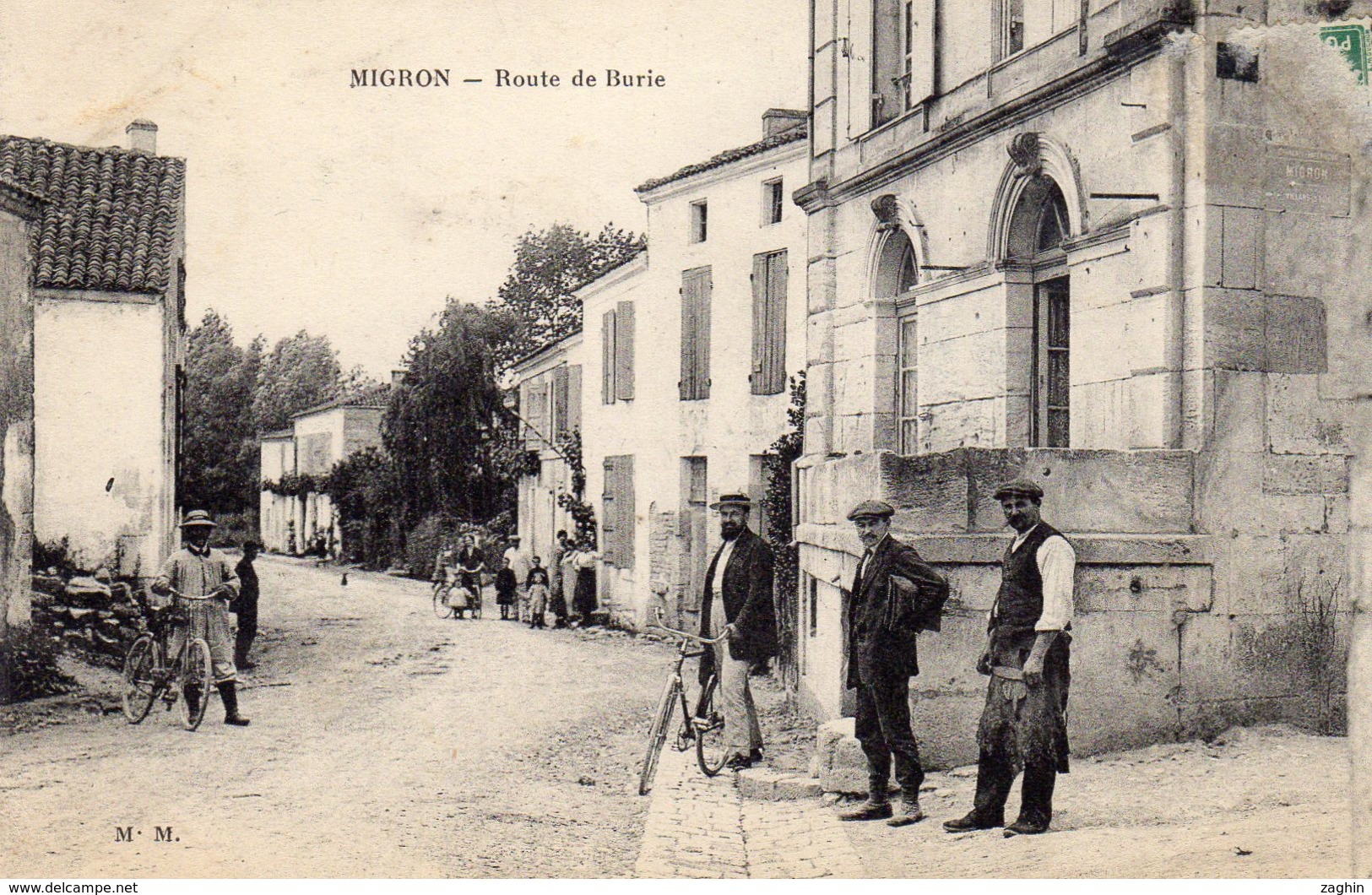 MIGRON (17 Charente Maritime) Route De Burie Belle Animation - Sonstige & Ohne Zuordnung
