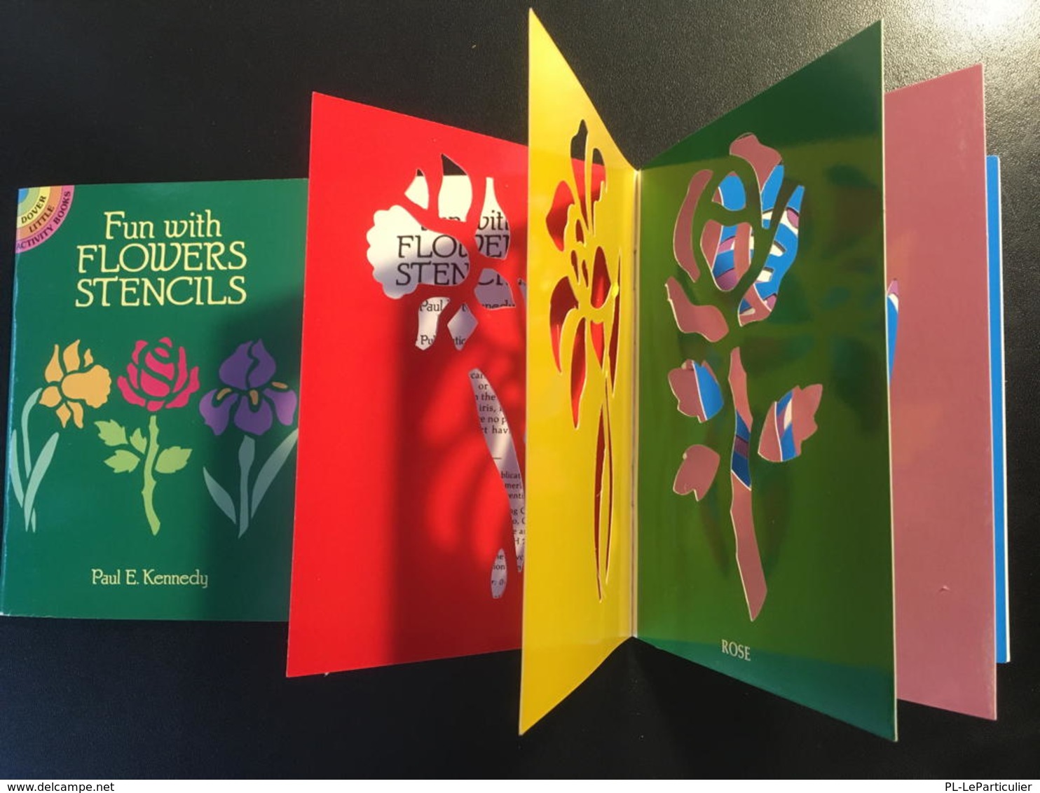 Fun With Flowers  Stencils (petits Livre Pochoirs) Dover USA - Activiteiten/ Kleurboeken