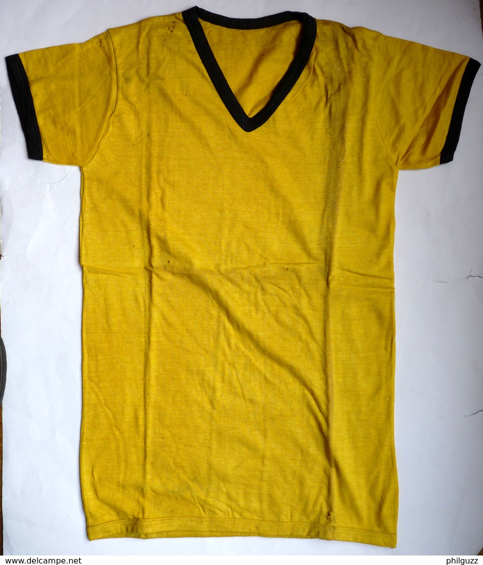 CHEMISE MAILLOT DE FOOT Manches Courtes EN COTON JAUNE Liserets Noirs Années 40-50 - Autres & Non Classés