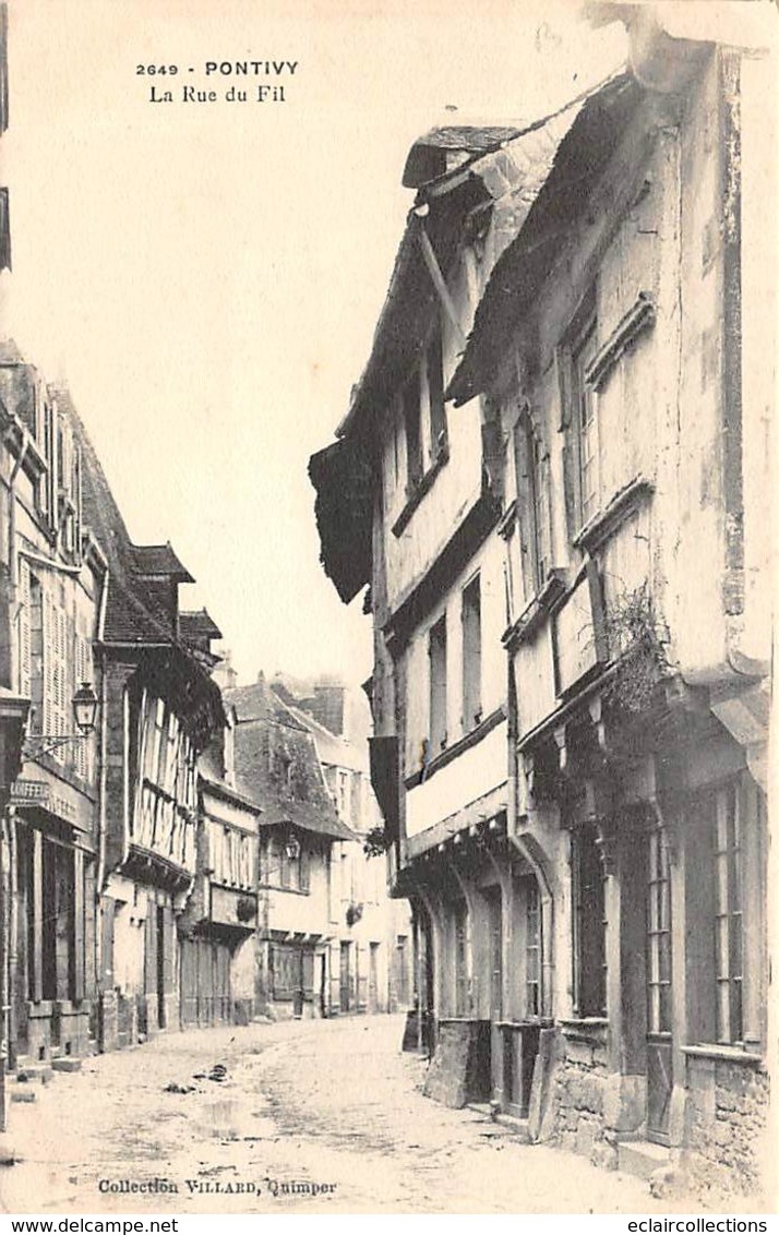 Pontivy          56        La Rue Au Fil    (Voir Scan) - Pontivy