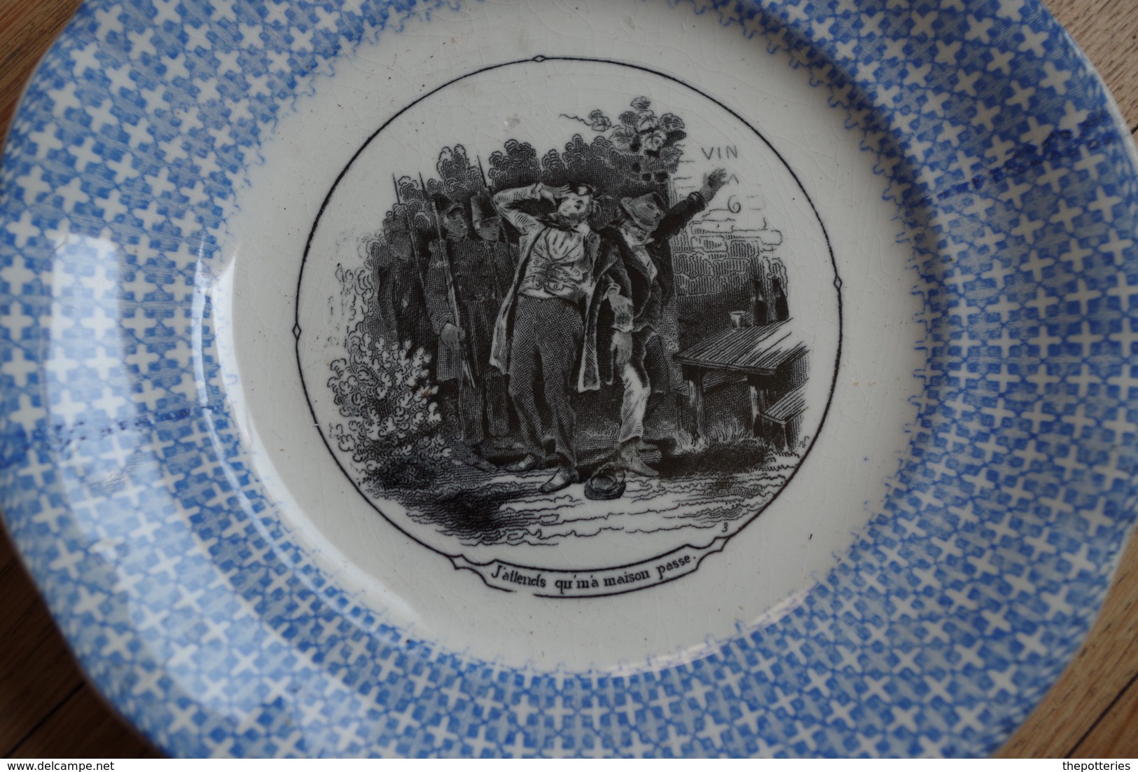 X Assiette Plate Platte  Plaat  Placa  Décalco  Sarreguemines  Avant 1920 Vin Humour Porcelaine Opaque Marque Avant 1920 - Sarreguemines (FRA)