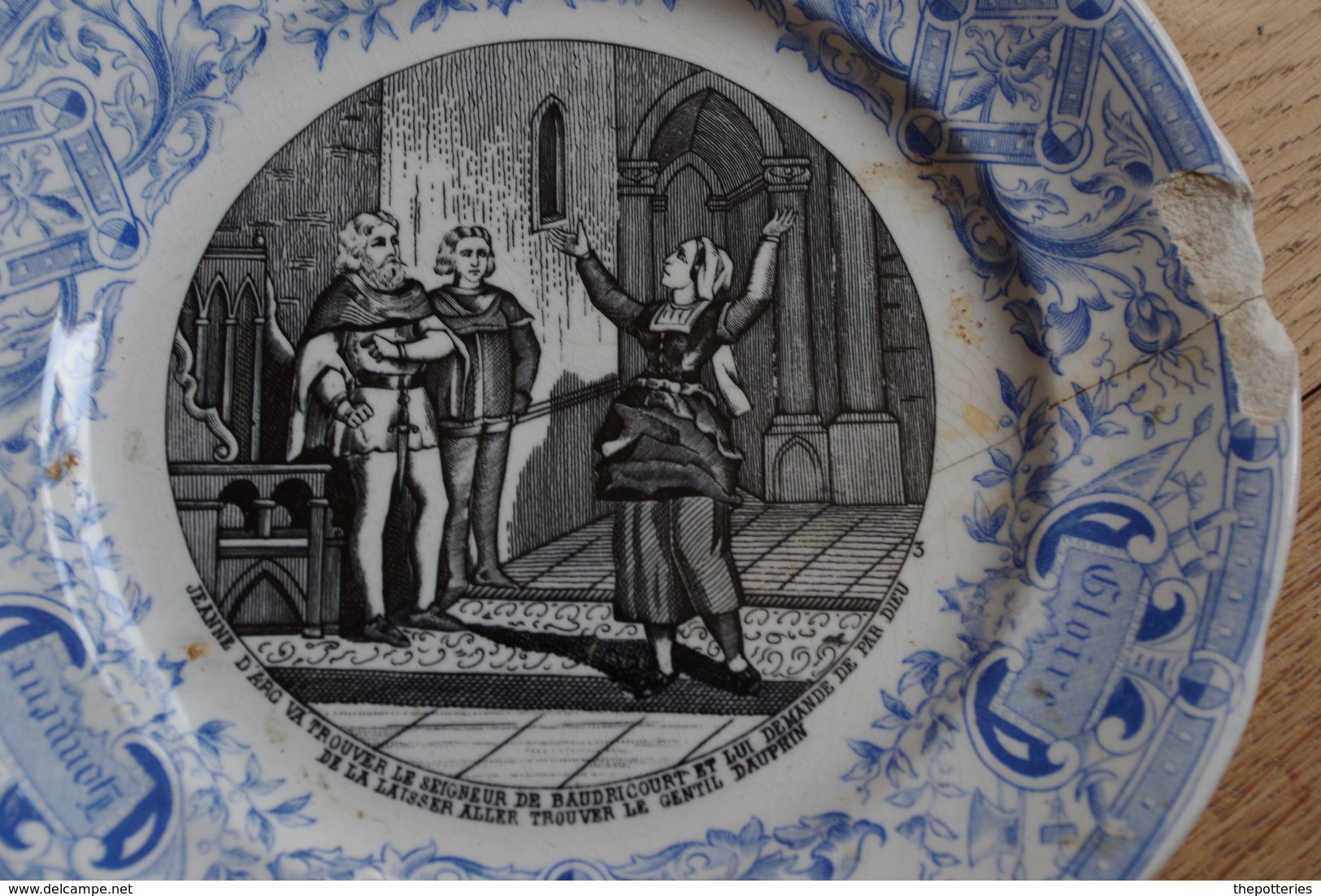 X Assiette Plate Platte  Plaat  Placa  Décalco  Jeanne D'Arc Baudricourt   Marque 1884 1920 Sarreguemines - Gien (FRA)
