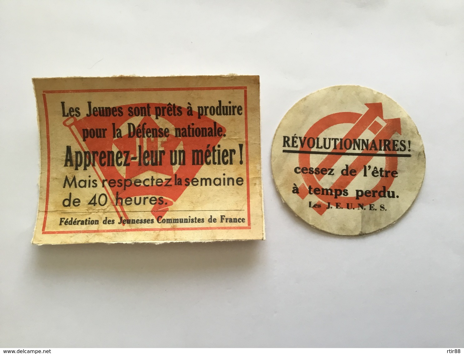 Deux Tracts Anciens Avant Guerre Des Jeunesses Communistes De France - 1939-45