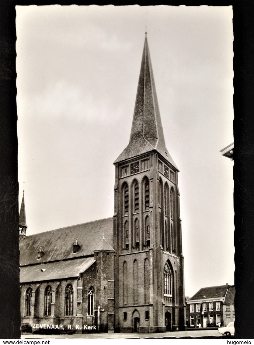 Netherlands, Uncirculated Postcard,  "Architecture", "Churches", "Zevenaar" - Zevenaar