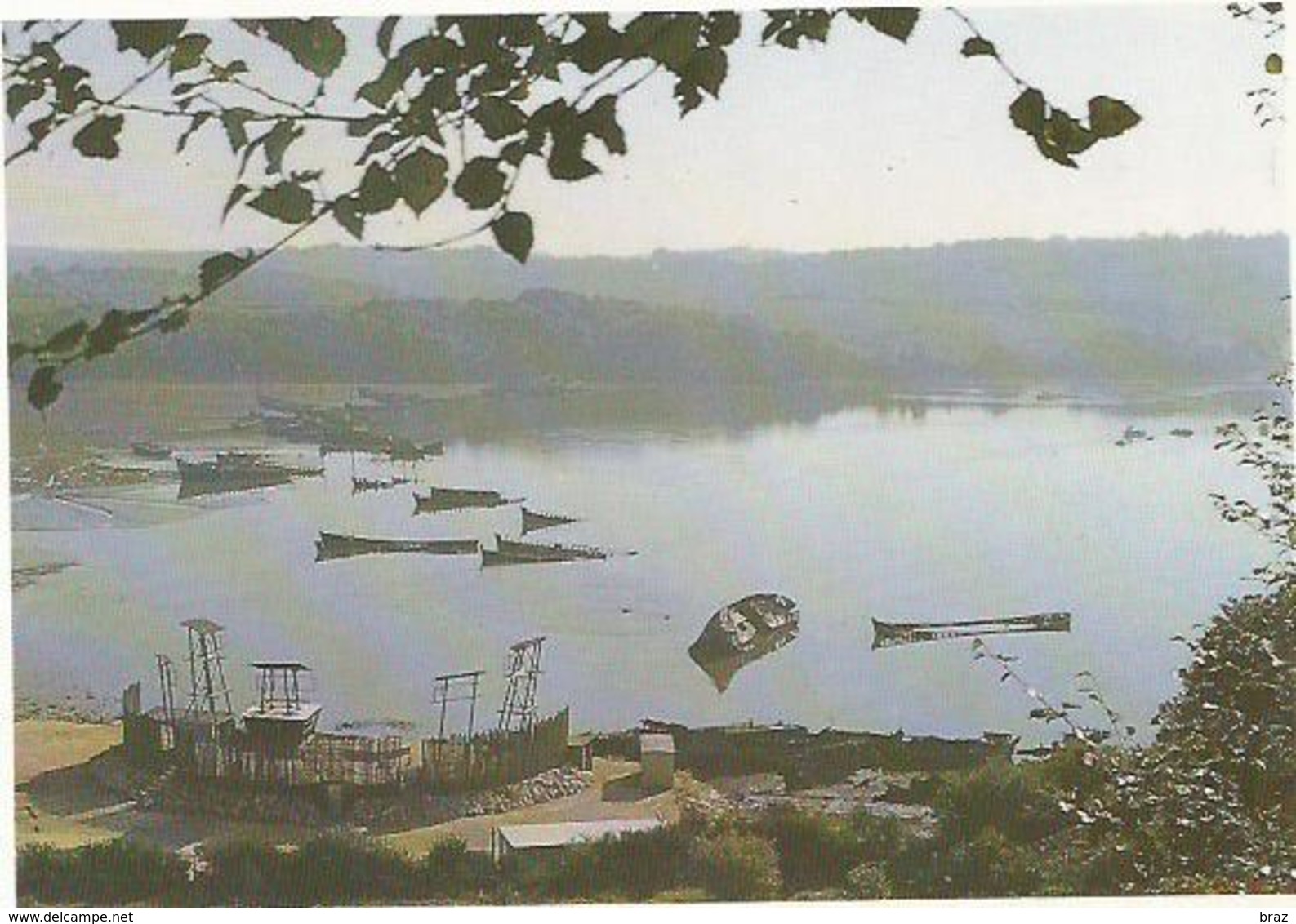 CPM  Lanester  Cimetiere De Bateaux - Lanester