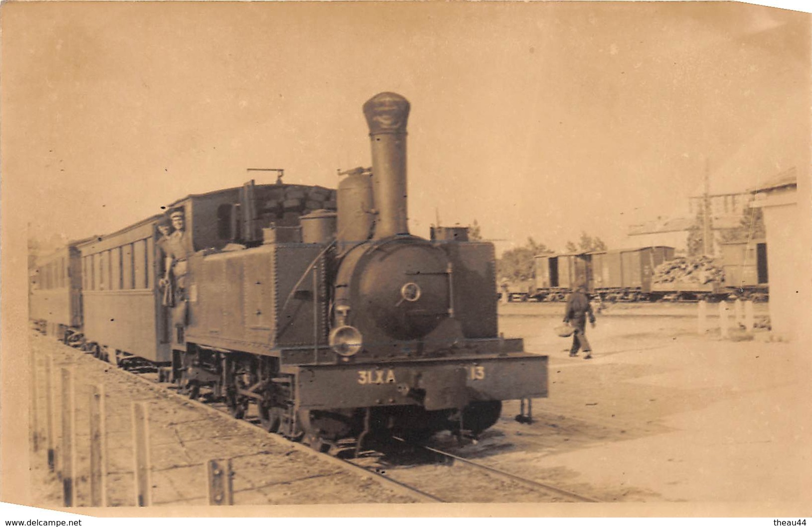 ¤¤  -   Cliché Non Située  -  Train En Gare  -  Locomotive , Cheminots   -   Voir Description  -  ¤¤ - Equipment