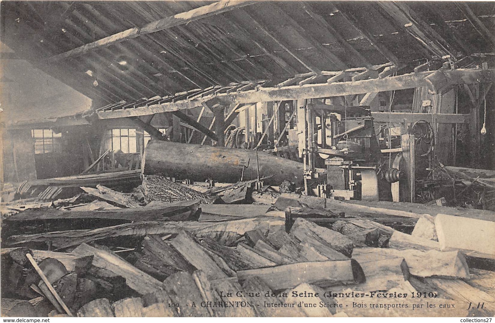 94-CHARENTON- LA CRUE DE LA SEINE - INTERIEUR D'UNE SCIERIE, BOIS TRANSPORTES PAR LES EAUX - Charenton Le Pont