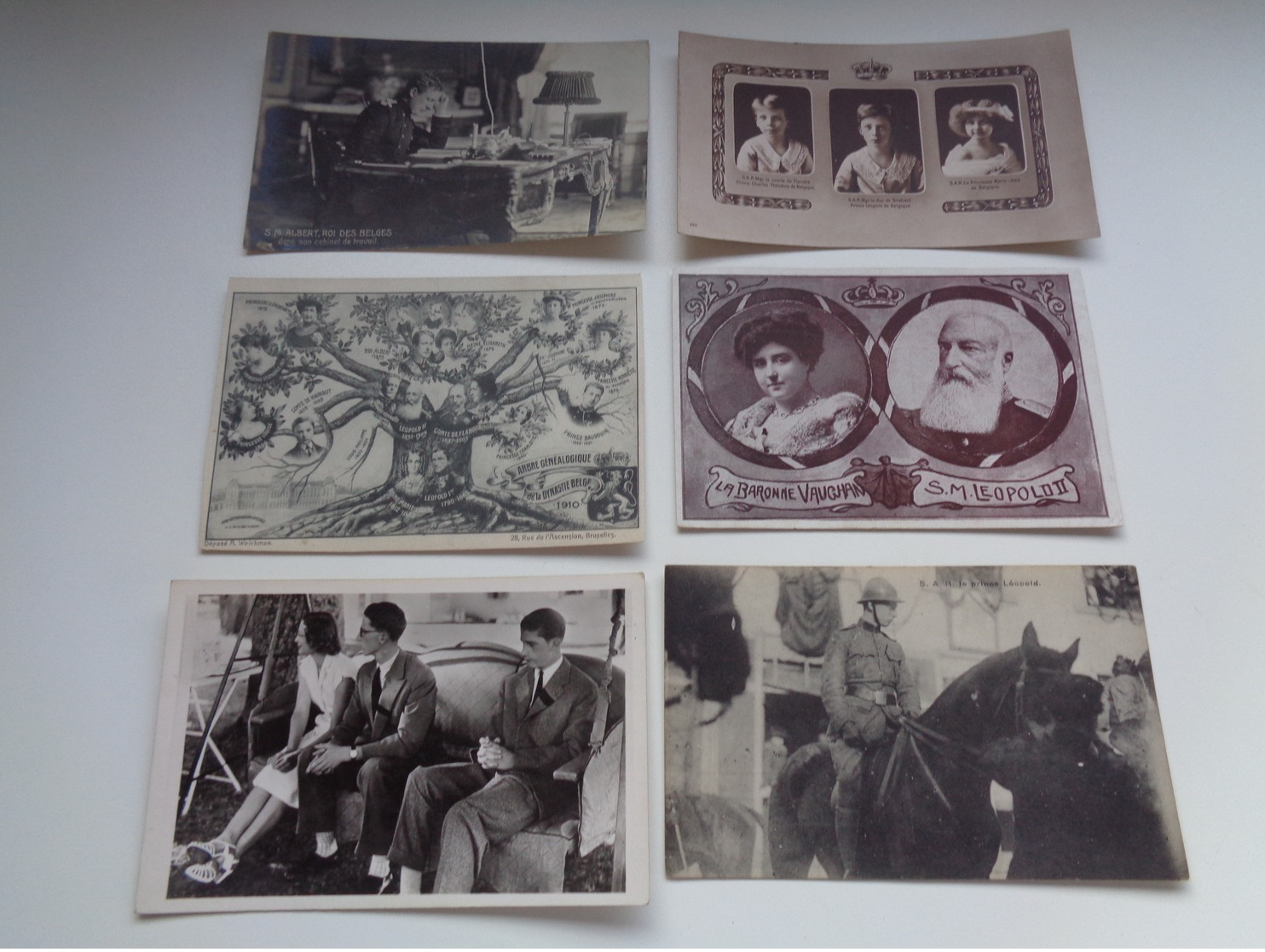 Beau Lot De 60 Cartes Postales De Famille Royale Belge       Mooi Lot Van 60 Postkaarten Koninklijke Familie  Dynasty - 5 - 99 Postcards