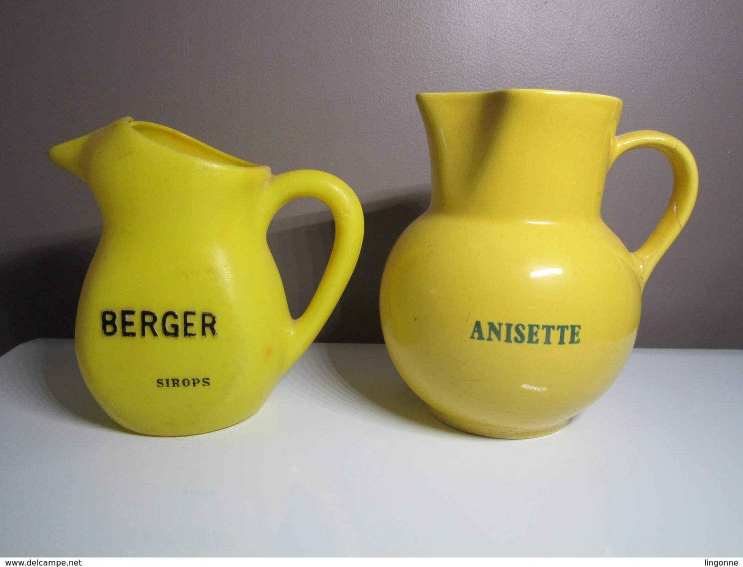 Carafe, Pichet En Faïence Jaune ANISETTE + PICHET BERGER SIROPS En PLASTIQUE Jaune - Carafes