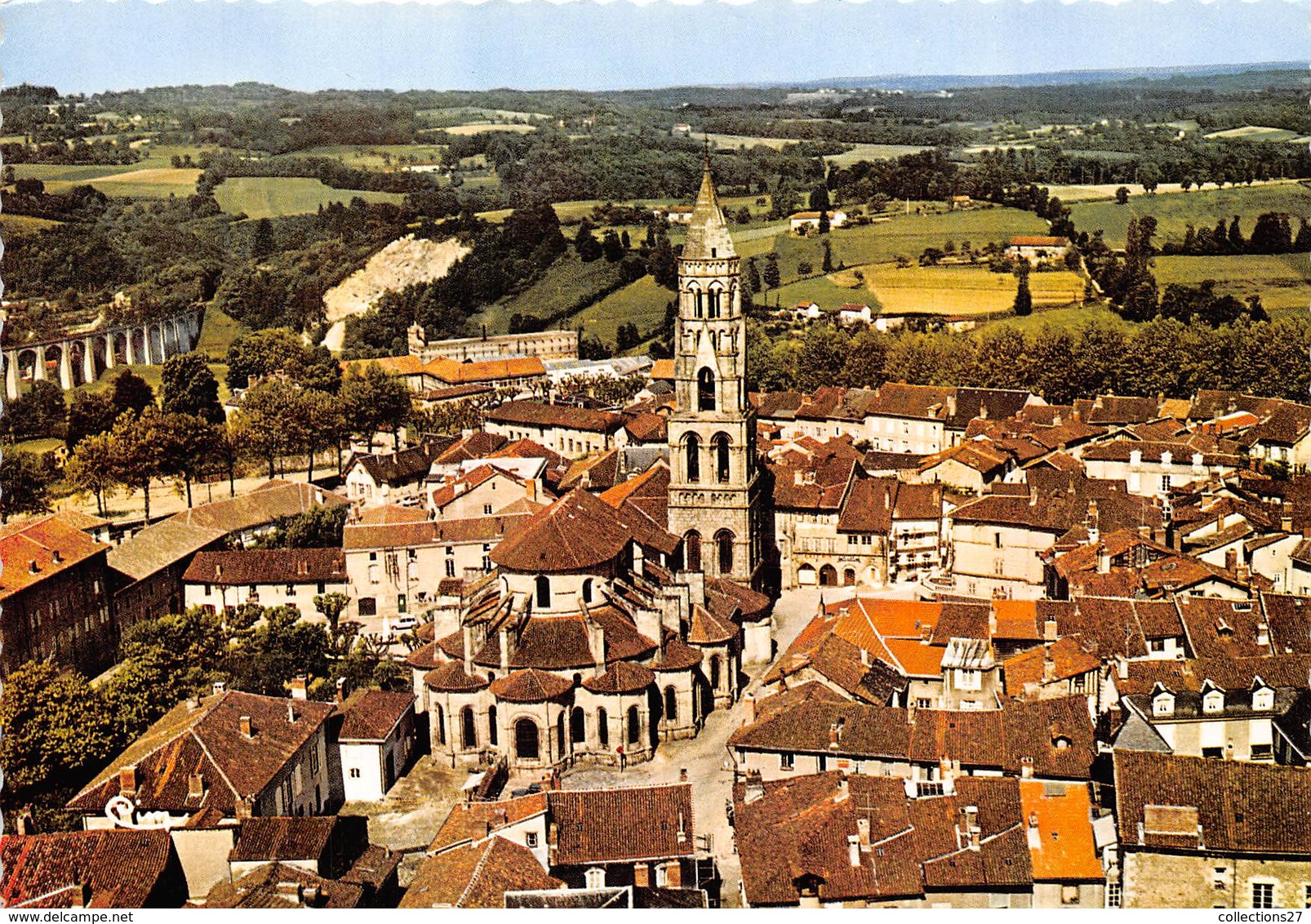87-SAINT-LEONARD-DE-NOBLAT-VUE GENERALE AERIENNE - Saint Leonard De Noblat