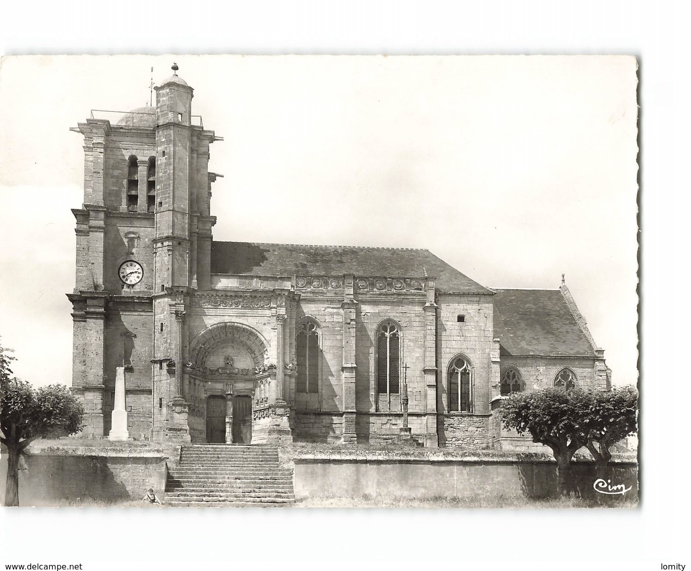 60 Montjavoult Eglise Cachet Rond Tireté Perlé Montjavoult 1967 CPSM GF - Montjavoult