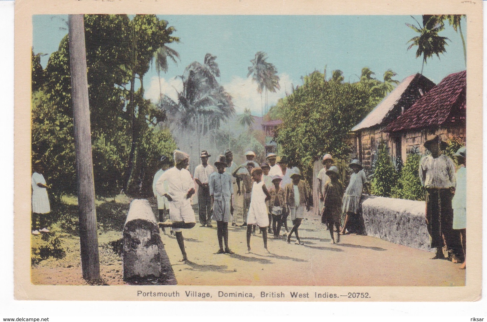 DOMINIQUE(PORTSMOUTH) - Dominica