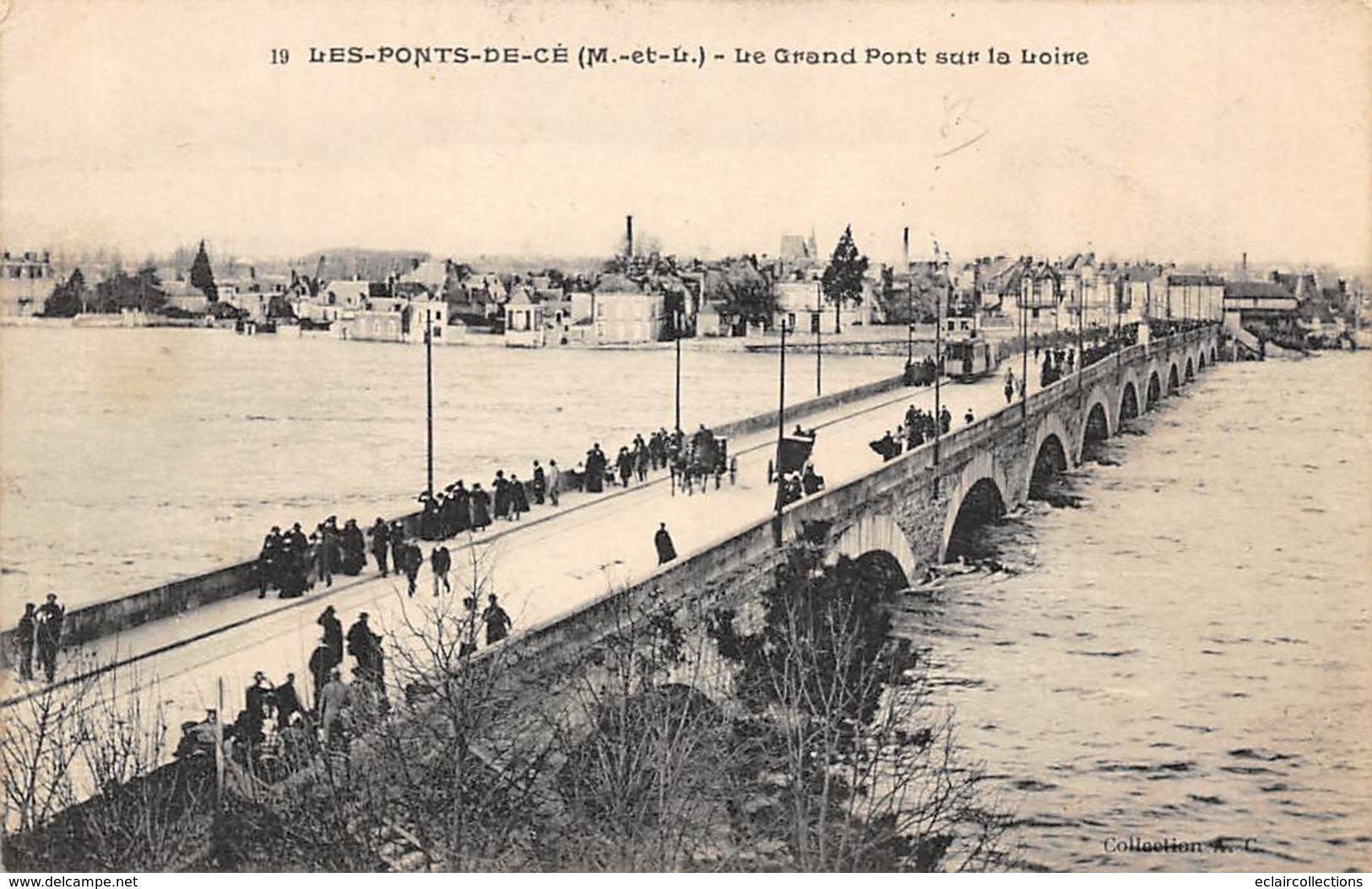 Les Ponts De Cé          49         Le Pont Sur La Loire             (Voir Scan) - Les Ponts De Ce