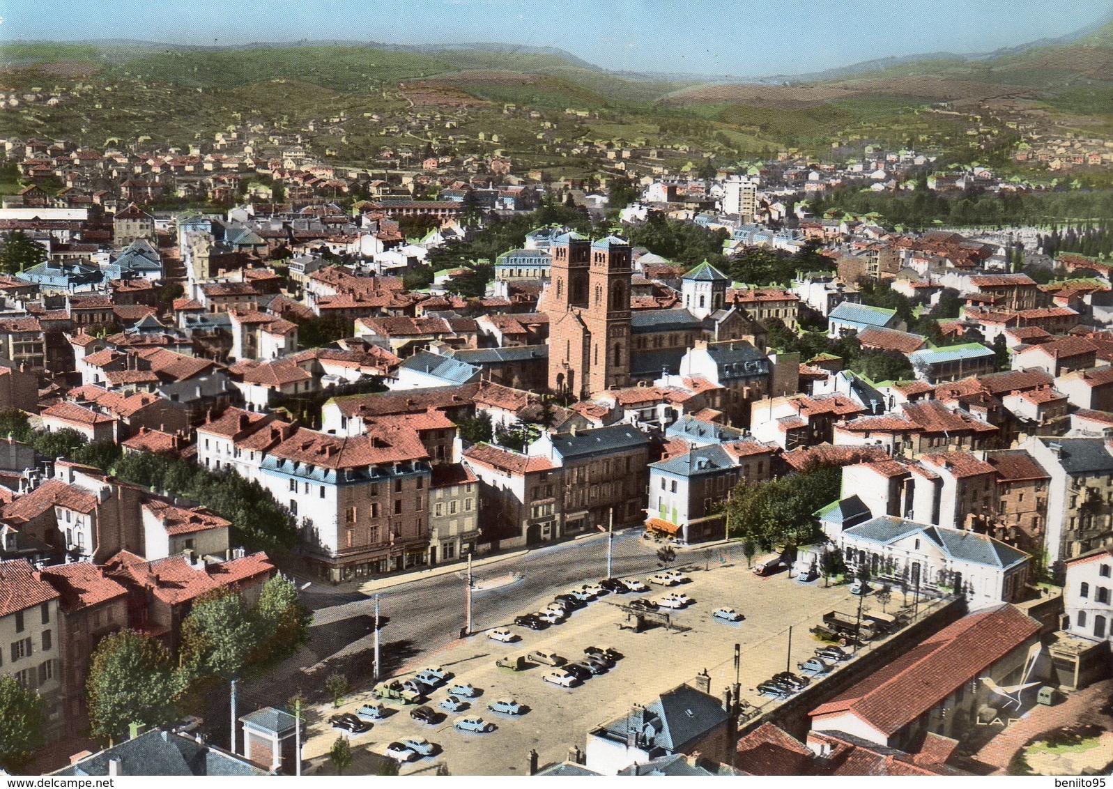 CPSM De MILLAU - Place De La Fraternité. - Millau