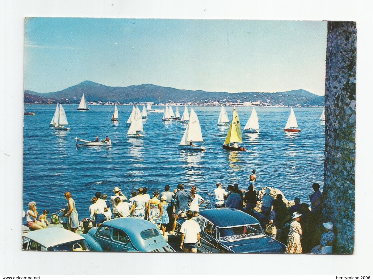 83 Var St Tropez Régates Dans La Baie - Saint-Tropez