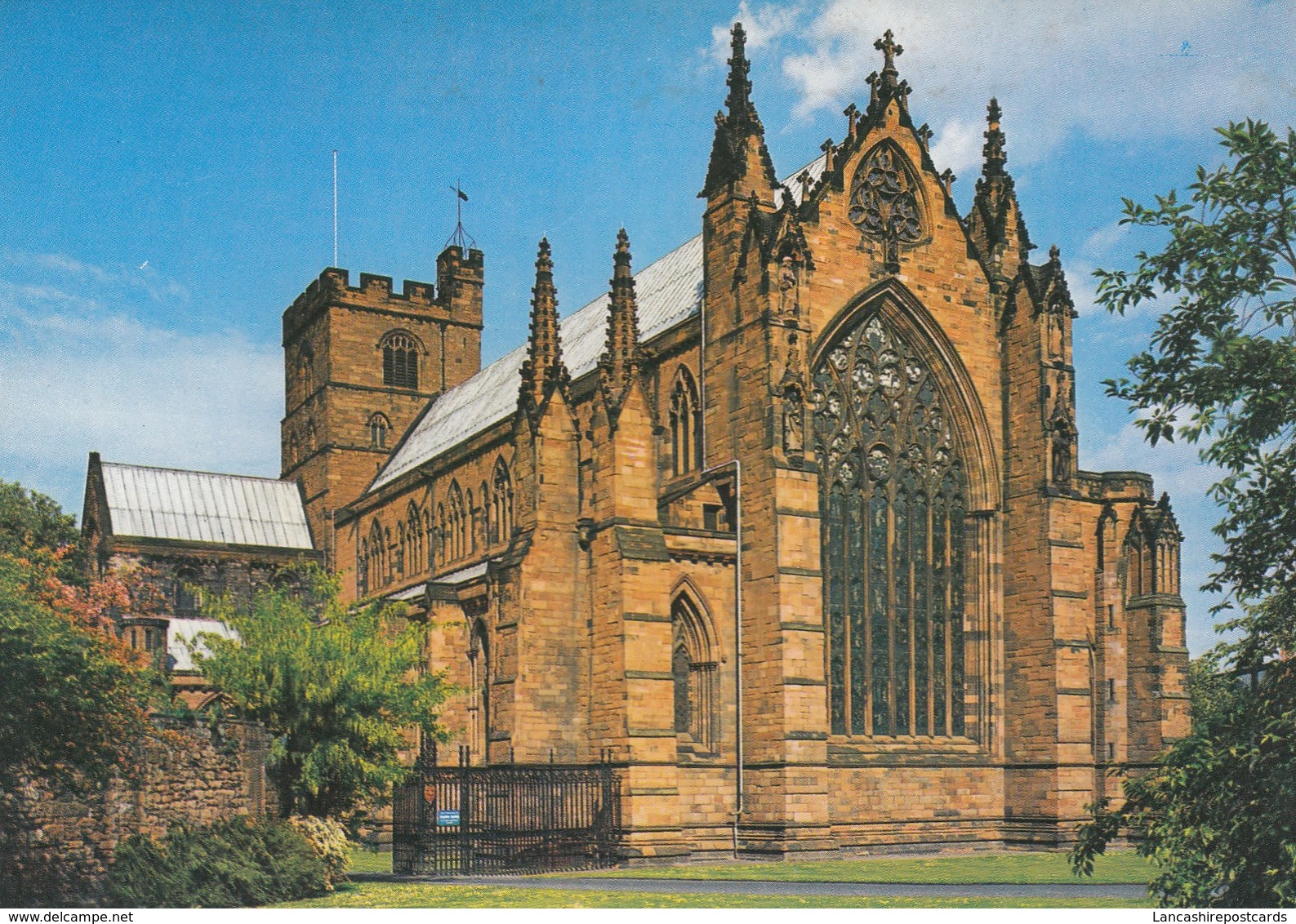 Postcard Carlisle Cathedral The East End My Ref B24285 - Carlisle