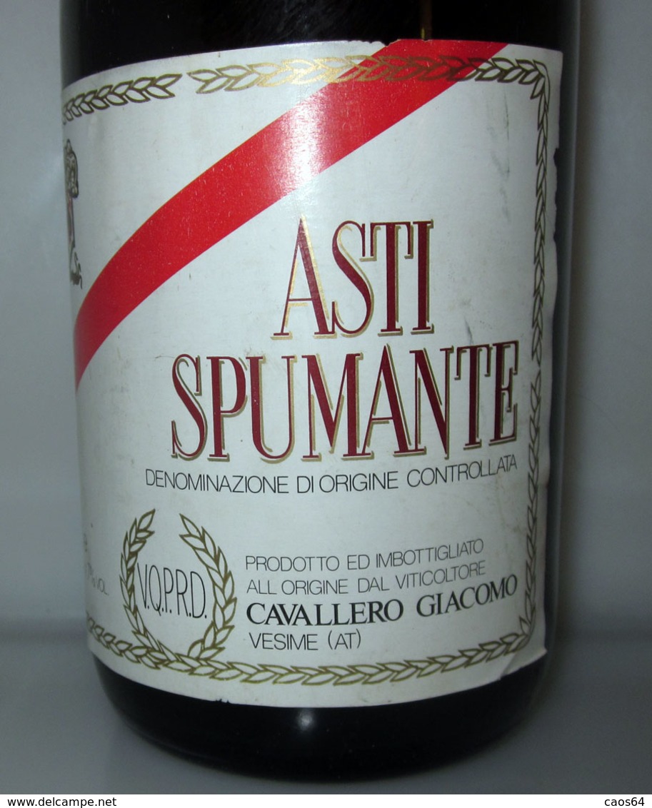 ASTI SPUMANTE VINTAGE CAVALLERO GIACOMO VESIME AT LT. 0,75 - Champagner & Sekt