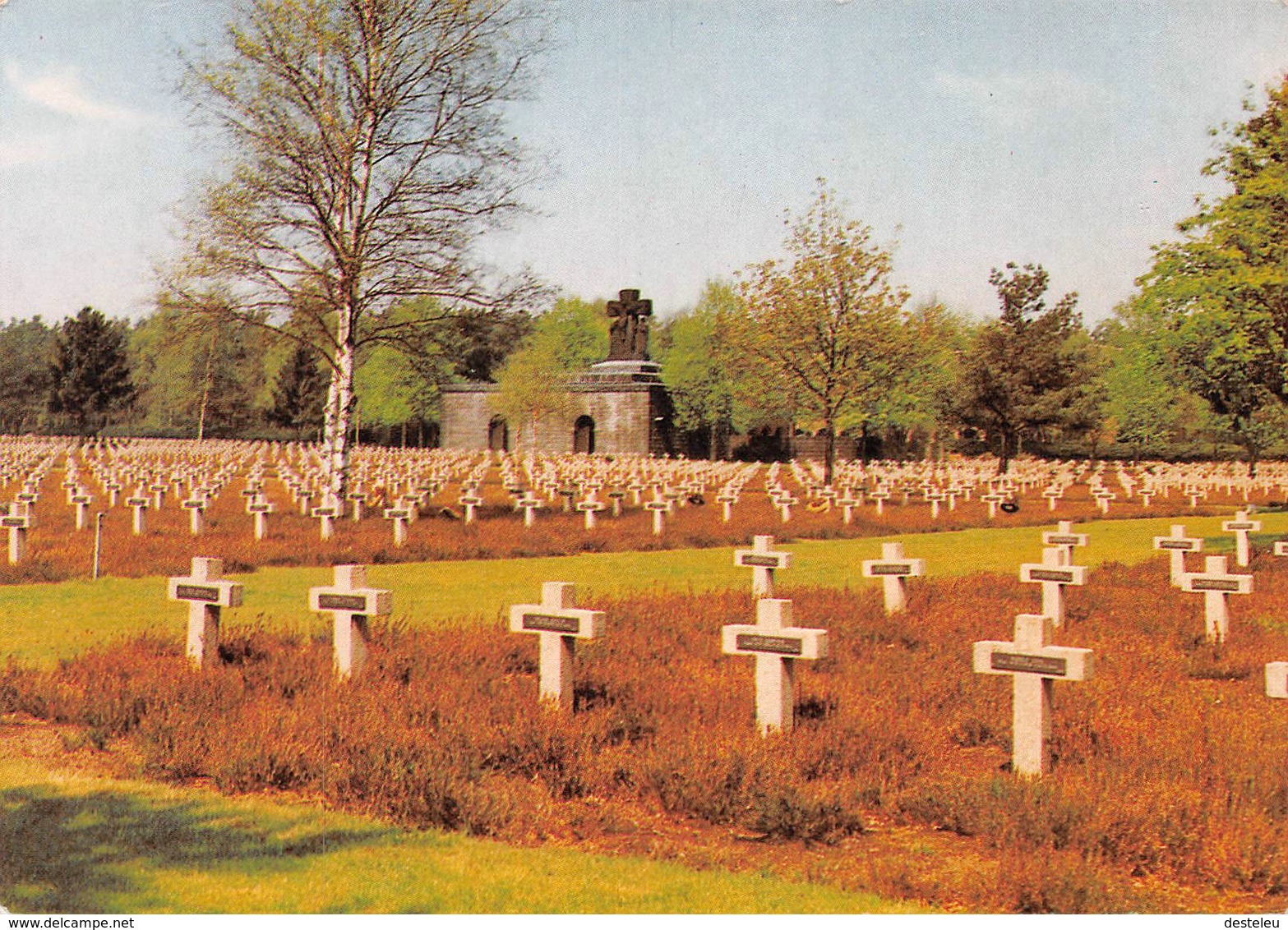 Deutscher Soldatenfriedhof Montiv 4 - Lommel - Lommel