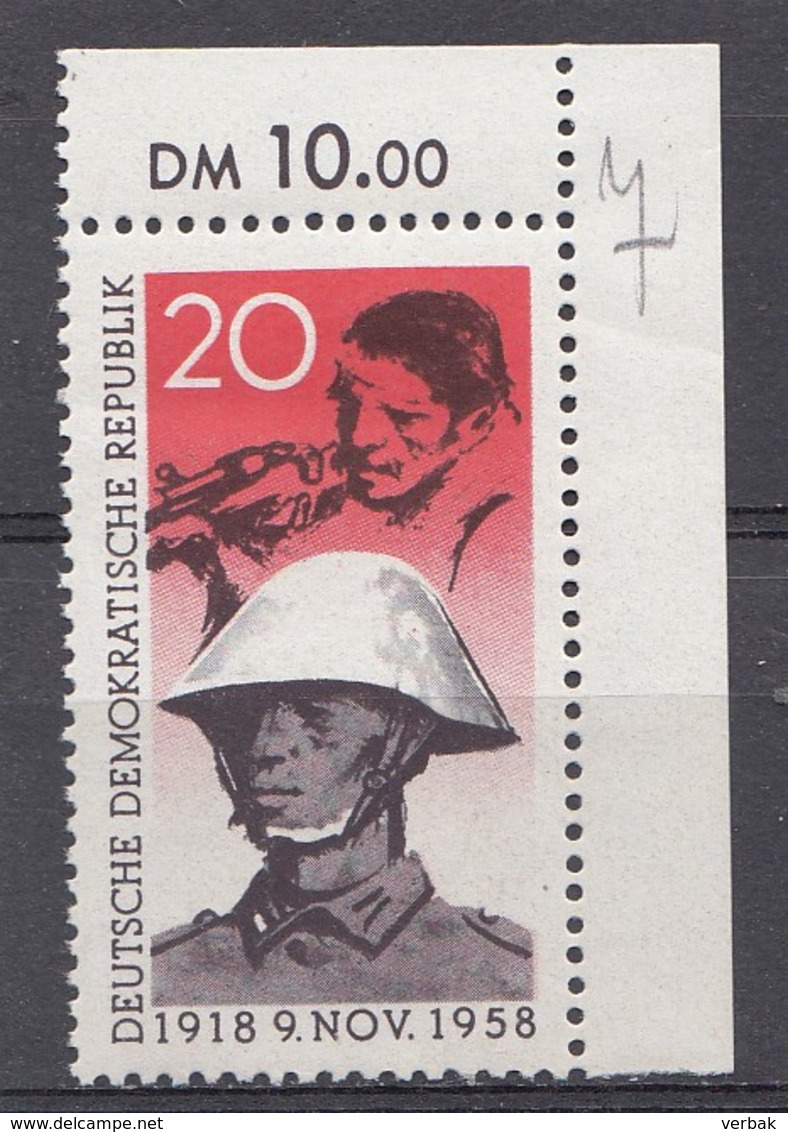 DDR 1958  Mi.nr: 662 40.Jahrestag Der...  Neuf Sans Charniere /MNH / Postfris - Unused Stamps