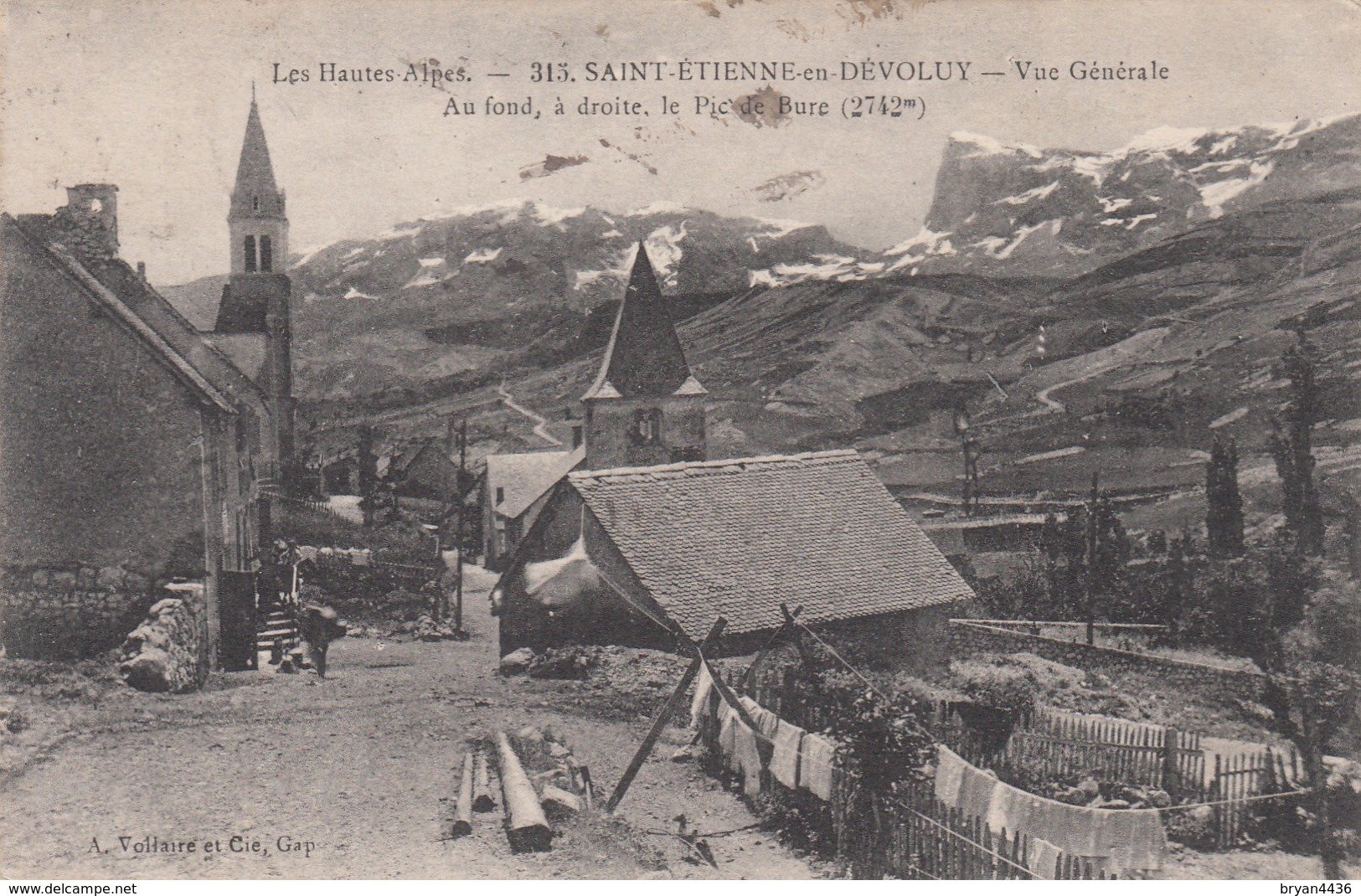 05 - ST ETIENNE EN DEVOLUY - HAUTES ALPES - VUE GENERALE - AU FOND LE PIC DE BURE  - VOIR SCANS - Saint Etienne En Devoluy