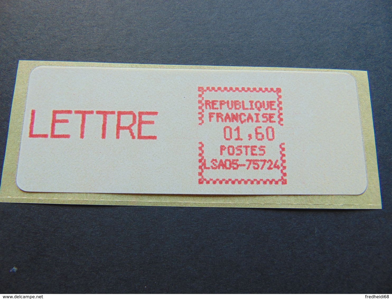 Très Beau Timbre De Distributeurs N°. 28 - Décollage De La Vignette Sur Son Support - 1981-84 Types « LS » & « LSA » (prototypes)