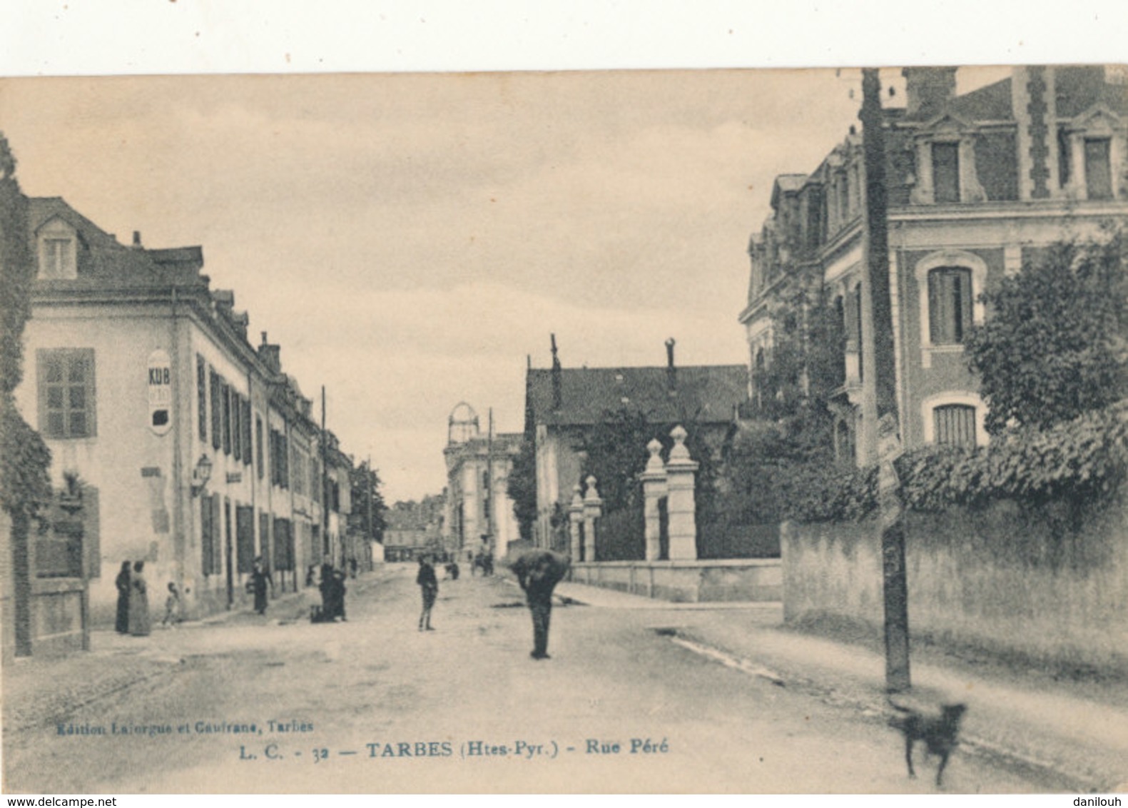 65 // TARBES   Rue Péré  LC 32 - Tarbes