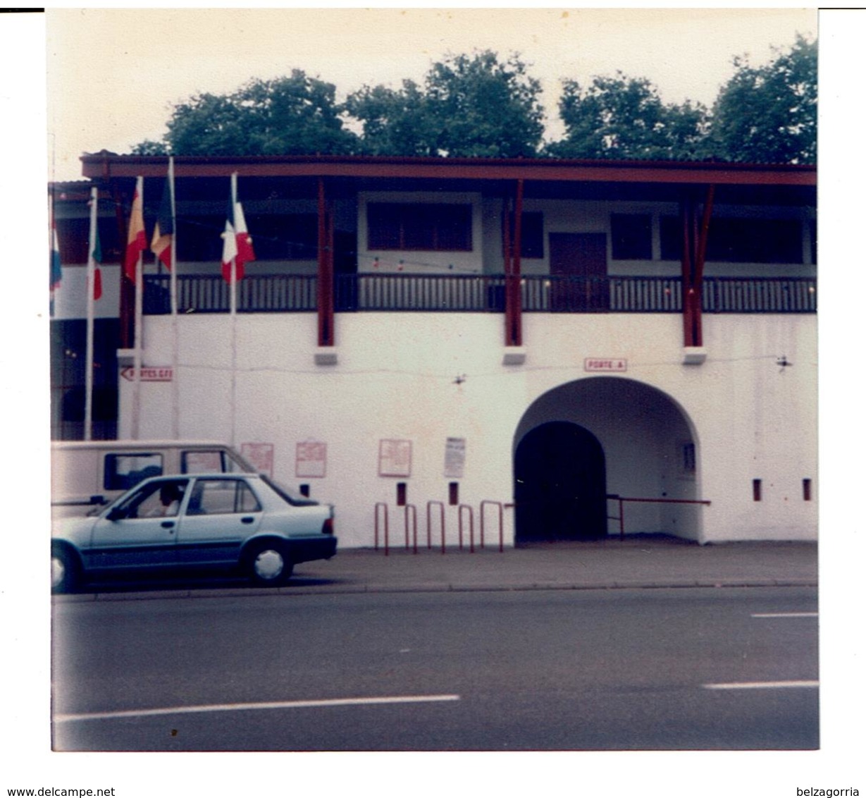 SAINT VINCENT DE TYROSSE - PHOTOGRAPHIE ORIGINALE Des ARENES 20 Mars 1986, Entrée, Billetterie,Porte 4 - Saint Vincent De Tyrosse