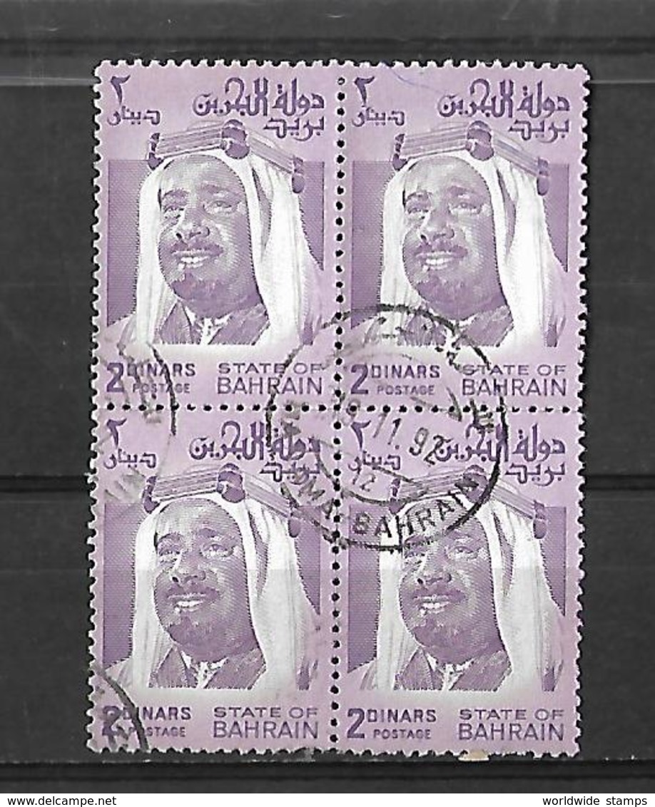 Bahrain 1976 DEFINITIVES ISA BIN SALMAN AL-KHALIFA 2 Dinar Very Fine Used USED Block Of 4 - Bahrain (1965-...)