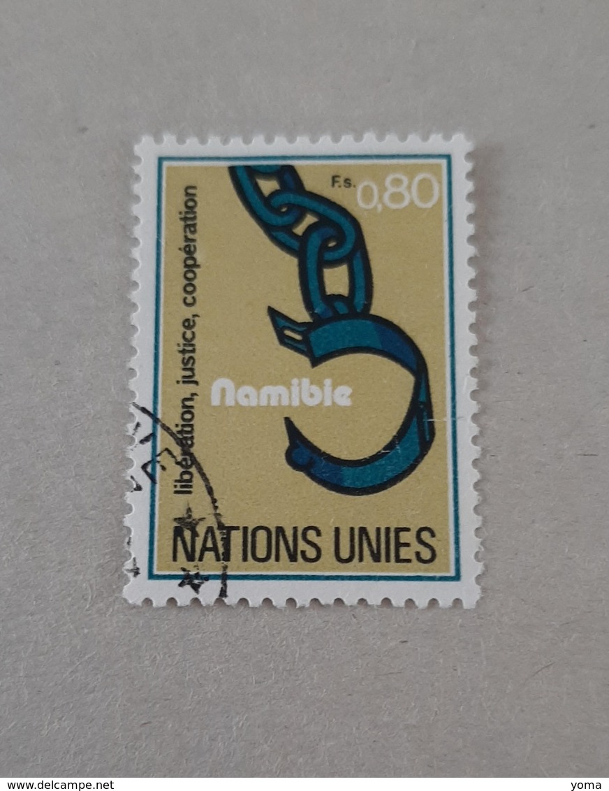 N° 75       Namibie  -  Chaînes Brisées - Gebraucht