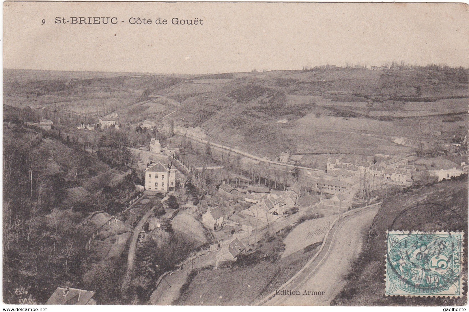 F0103 SAINT BRIEUC - UNE VUE SUR LA VALLÉE DU GOUËT - Saint-Brieuc