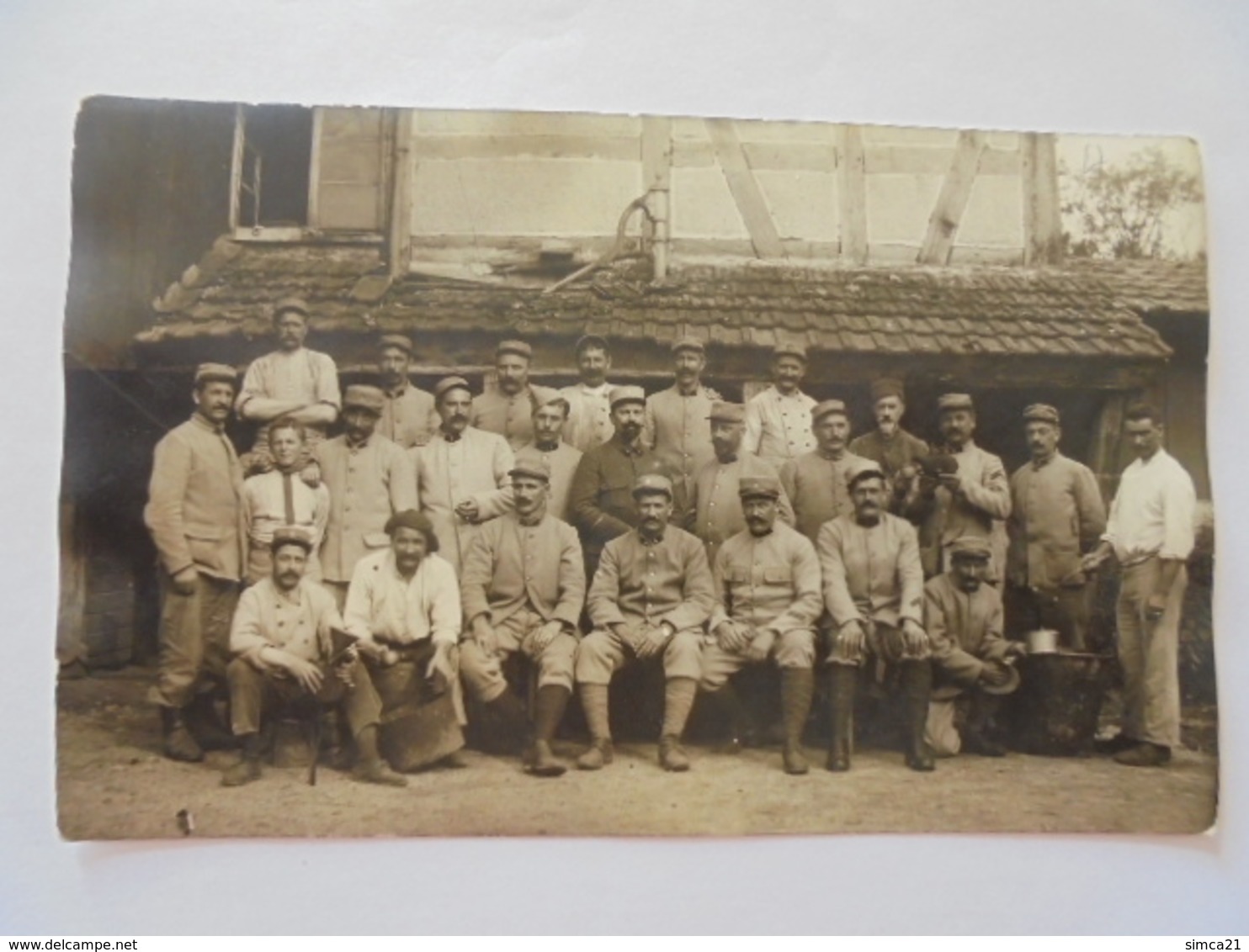 CARTE POSTALE PHOTO GROUPES SOLDATS A DEFINIR - Regimientos