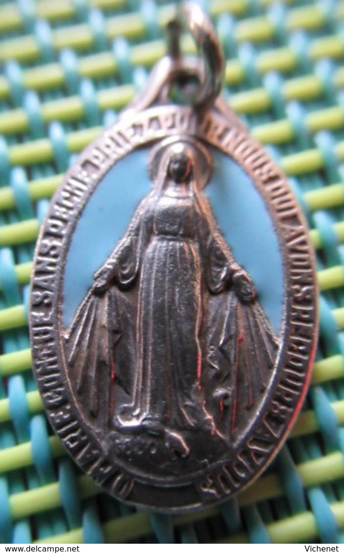 Religious Medal - Maria - Blue Enamel France - Religion & Esotérisme