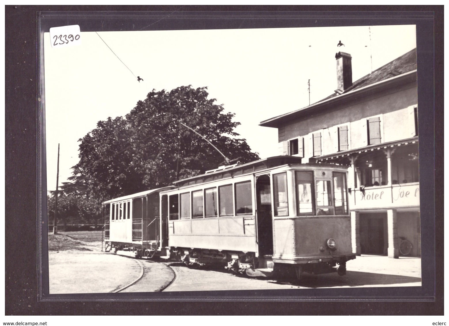 FORMAT 10x15cm - GLAND-BEGNINS - ( GB ) - CARTE BVA REPRO ANNEES 70 - TRAMWAY - TRAIN - BAHN - TB - Gland