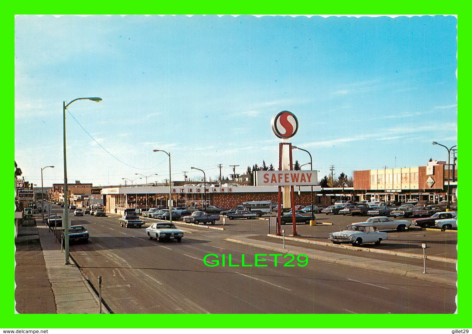 SWIFT CURRENT, SASKATCHEWAN - PLAZA SHOPPING CENTRE - ANIMATED WITH OLD CARS - COLOR PRODUCTIONS LTD - - Otros & Sin Clasificación