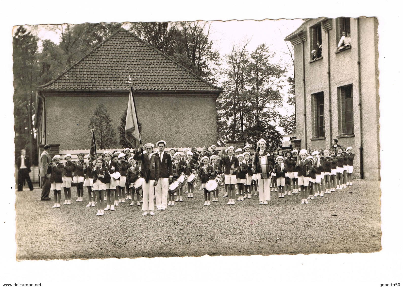 Brioux La Fanfare  Les Enfants De La Boutonne CPA Dos Divisé Ecrite 1918 ? - Brioux Sur Boutonne