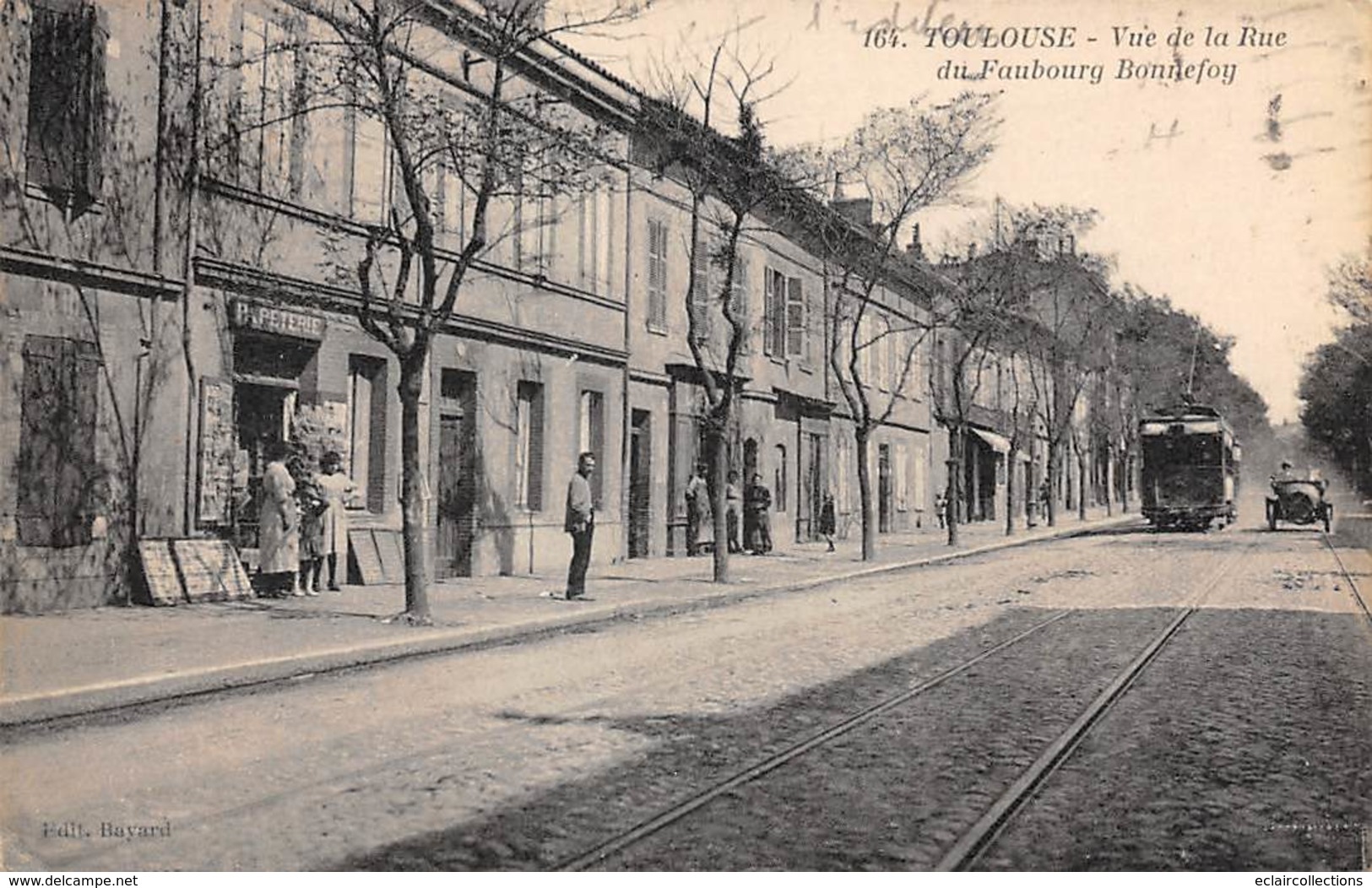 Toulouse     31         Vue De La Rue Du Faubourg Bonnefoy. Papeterie Vente De Cartes Postales       (Voir Scan) - Toulouse