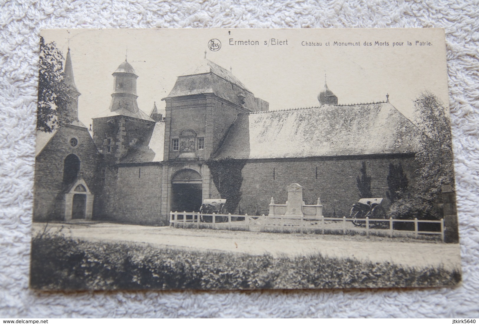 Ermeton-sur-Biert "Château Et Monument Des Morts Pour La Patrie" - Mettet