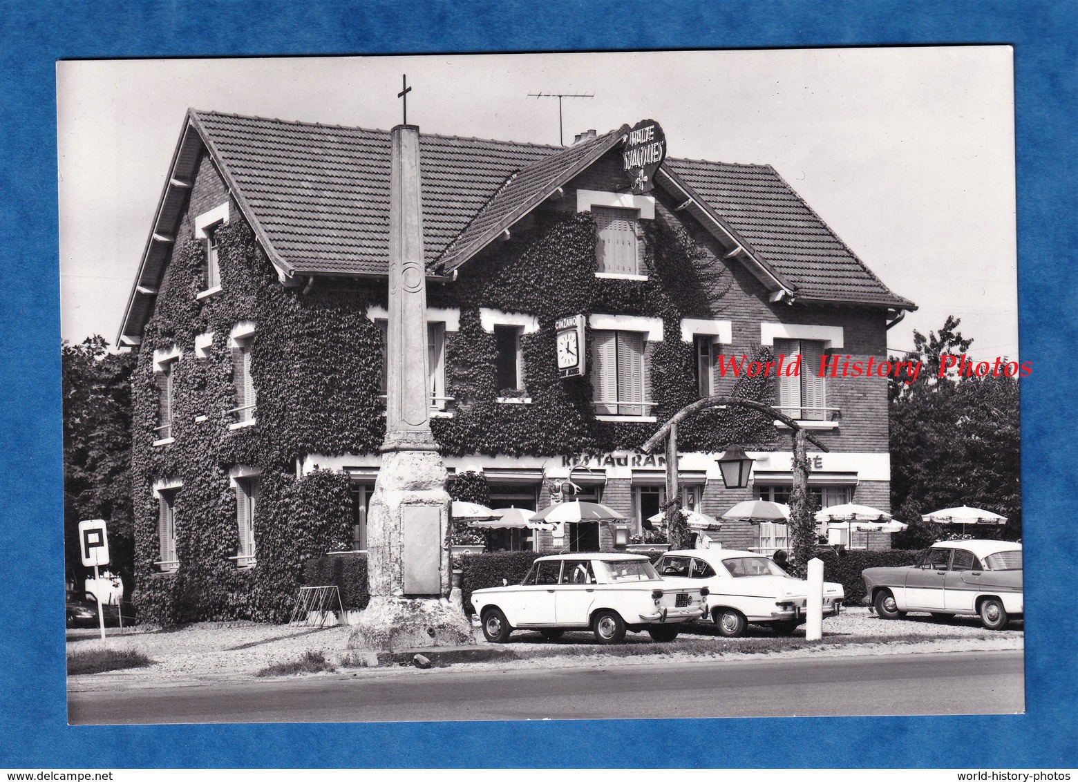 CPSM - LE PERRAY En YVELINES - Halte De La Croix Saint Jacques - Forêt De Rambouillet - Auto / Automobile - Le Perray En Yvelines