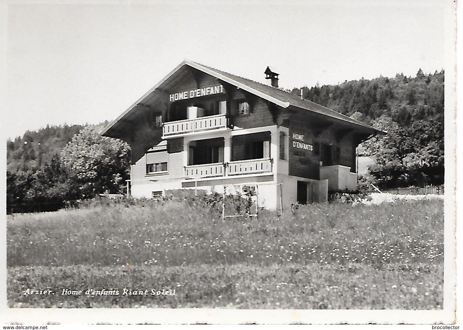 ARZIER ( Suisse ) - Home D'Enfants " Riant Soleil '  ( .C.P.S.M. , Gd - Ft ) - Arzier-Le Muids
