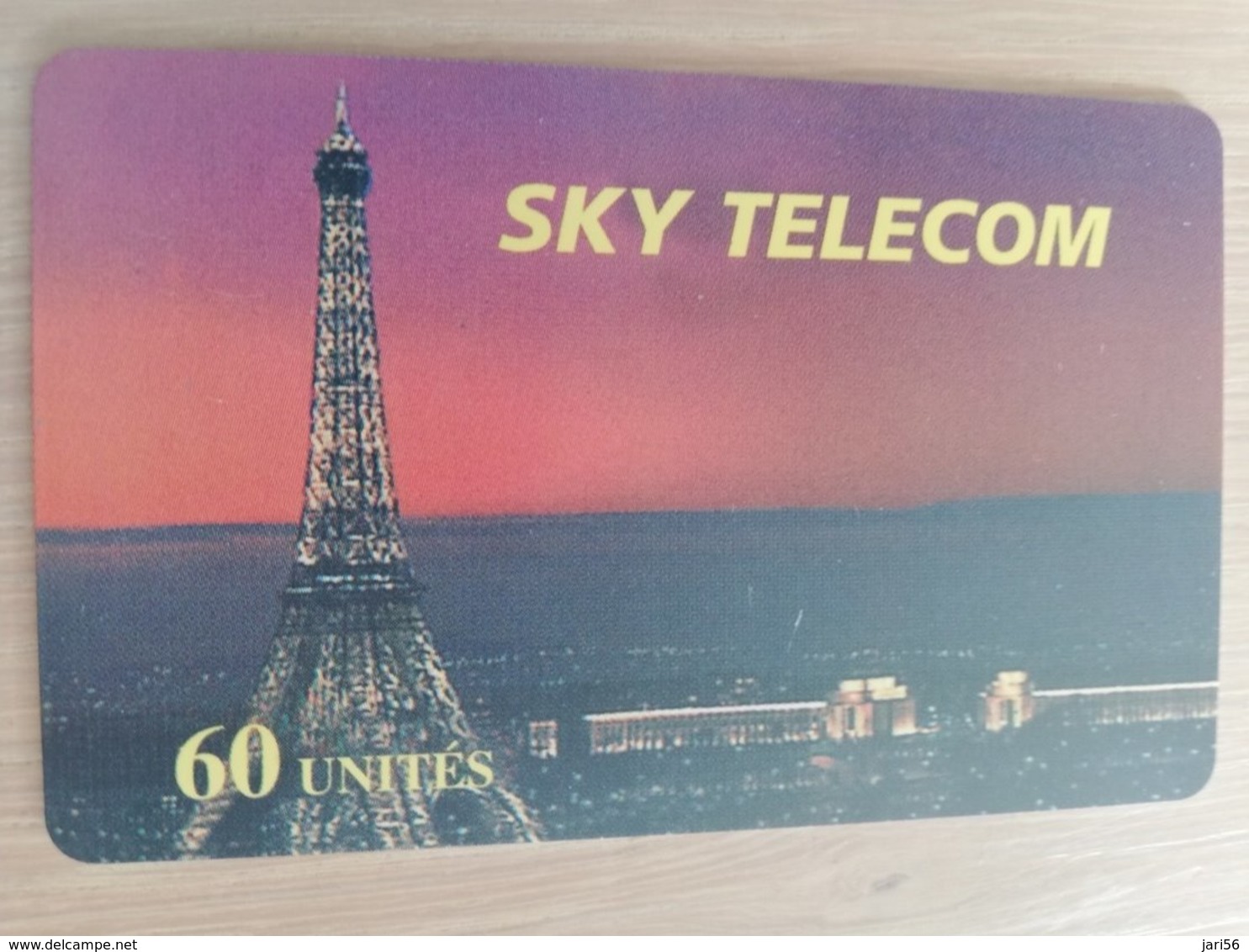 FRANCE/FRANKRIJK  SKY TELECOM 60 UNITES  PREPAID  MINT     ** 1517** - Voorafbetaalde Kaarten: Gsm