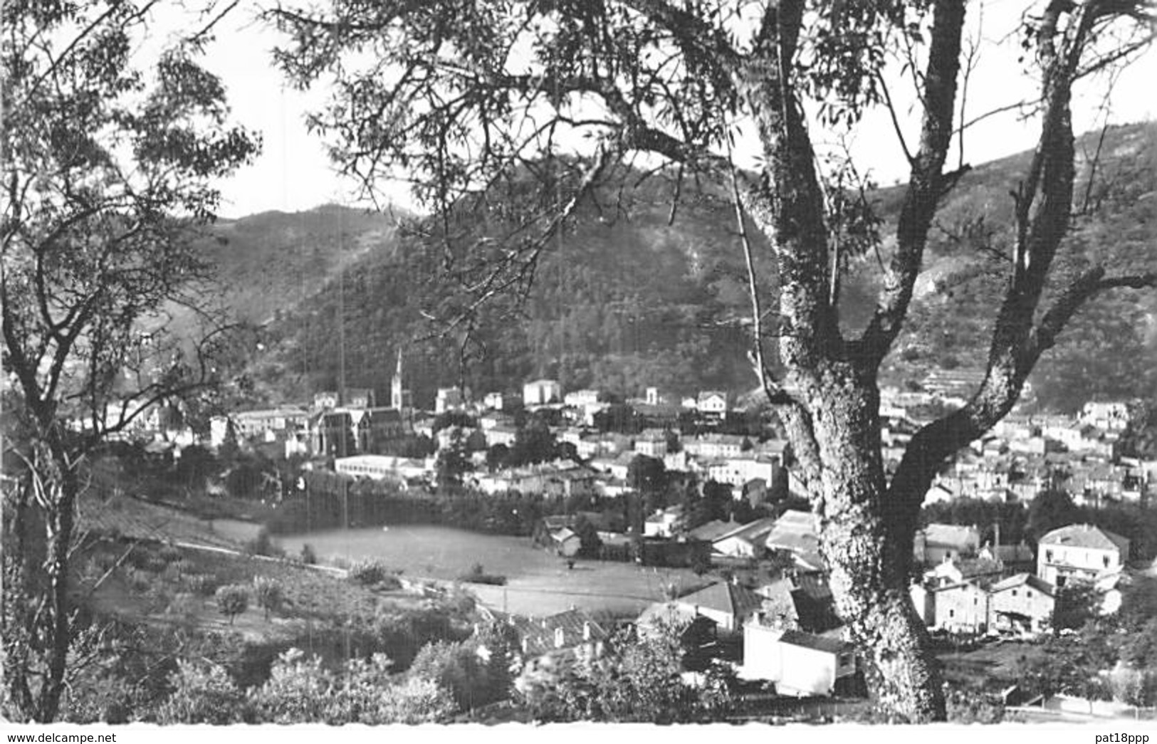 07 - VALS LES BAINS : Vue Générale - CPSM Village ( 3.500 Habitants ) Dentelée N/B Format CPA 1962 - Ardèche - Vals Les Bains