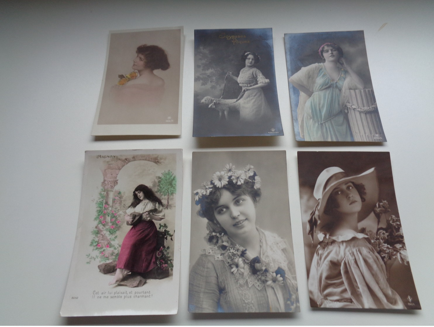 Beau Lot De 60 Cartes Postales De Fantaisie Femmes Femme   Mooi Lot Van 60 Postkaarten Fantasie Vrouwen Vrouw - 60 Scans - 5 - 99 Postcards