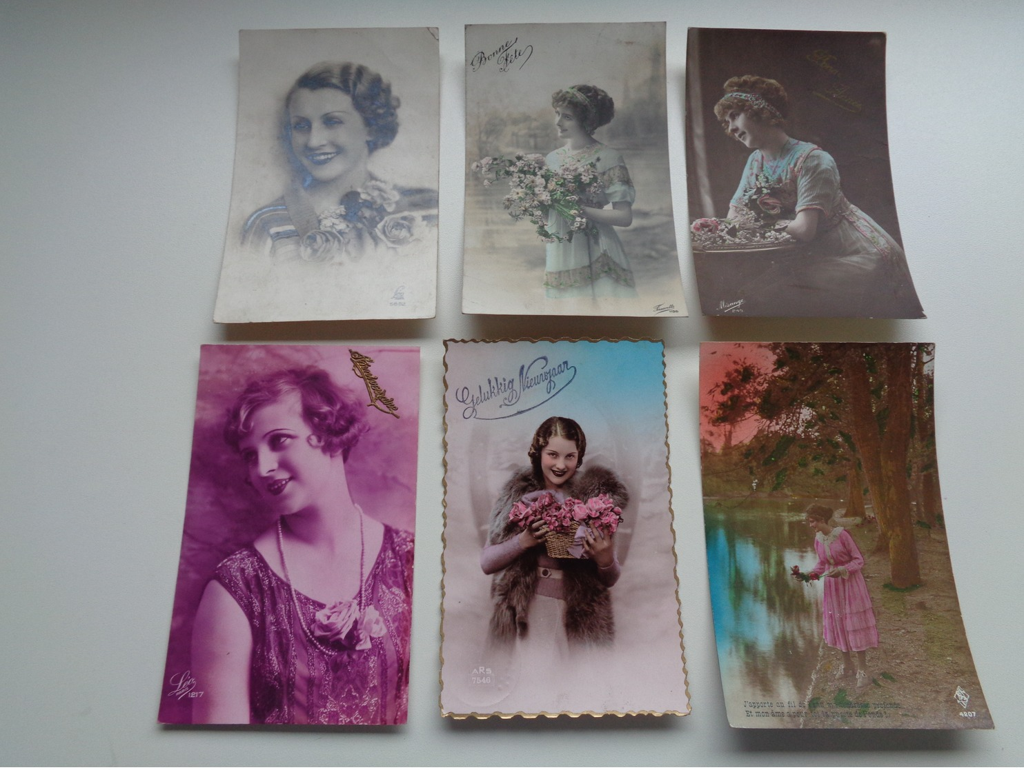 Beau lot de 60 cartes postales de fantaisie femmes femme   Mooi lot van 60 postkaarten fantasie vrouwen vrouw - 60 scans