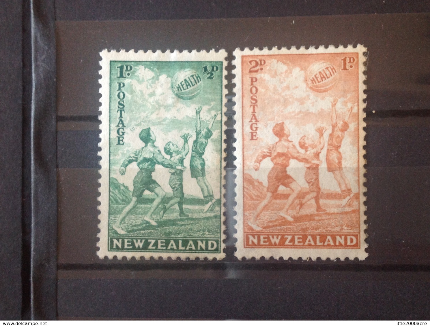 New Zealand 1940 Health Issue Mint SG 626-7 Sc B16-7 - Neufs