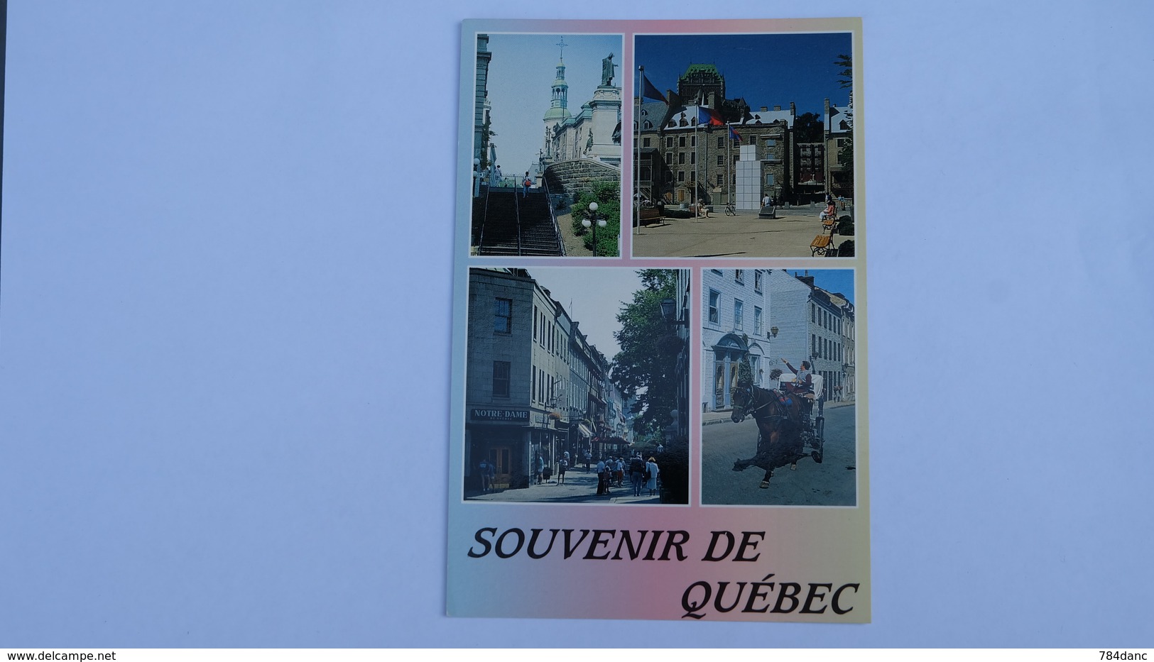 Souvenir De QUÉBEC - Escalier  LA RUE DE BUADE, Place Paris - Québec - La Citadelle